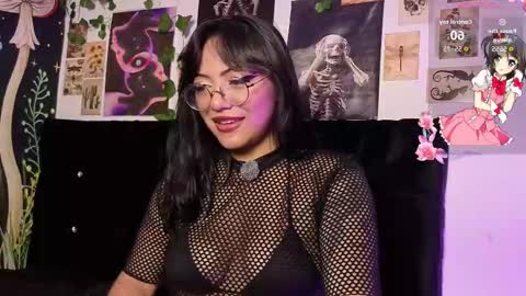 victoriia_thompson online show from 02/26/26, 08:52