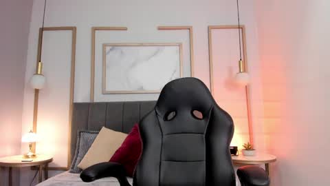 Victoria Vixen online show from 04/13/26, 11:43