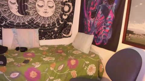 Snapshot of victorino_jhonson chatting on 12/27/24, 12:12 Victorino Jhonson online show from 12/27/24, 12:12