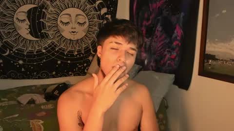 Snapshot of victorino_jhonson chatting on 01/02/25, 08:35 Victorino Jhonson online show from 01/02/25, 08:35