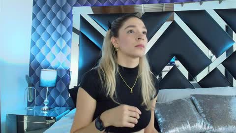 victtoria lee online show from 01/12/25, 06:49