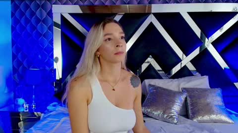 victtoria lee online show from 03/11/25, 09:59