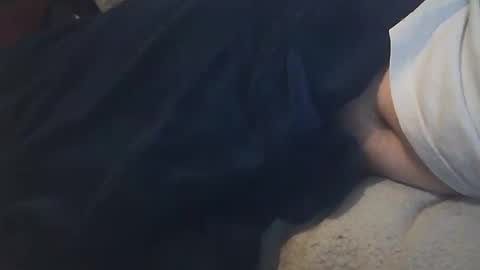 vicvictoree online show from 12/23/25, 06:11