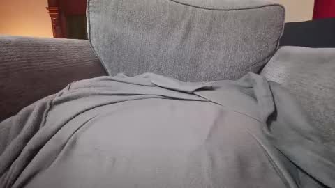Snapshot of videscent chatting on 08/01/26, 02:27 videscent online show from 08/01/26, 02:27
