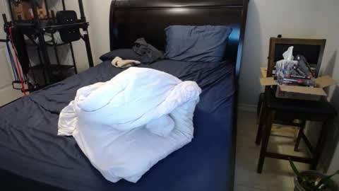 Snapshot of vietnamese23 chatting on 12/09/24, 01:13 wonderful online show from 12/09/24, 01:13