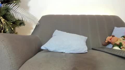 Victoria Strong online show from 12/06/24, 08:29