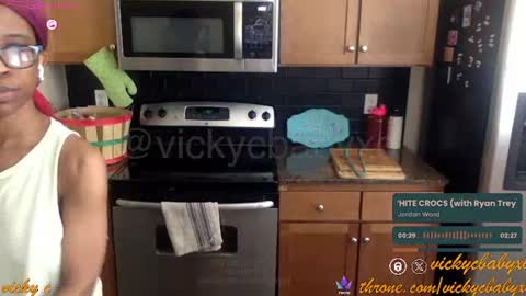 Vicky C Vicky V - Vicky C Baby Baby Vee - Schoolgurl V - V the Qween of Edging - Miss Vicky if U Nasty online show from 10/18/25, 04:52