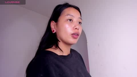Snapshot of viioleett_cum chatting on 07/18/26, 04:44 viioleett_cum online show from 07/18/26, 04:44