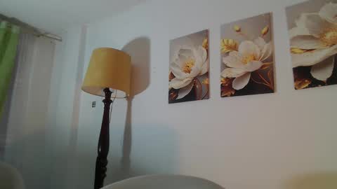 VIOLET  online show from 02/12/26, 11:49