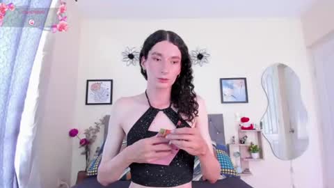 Snapshot of viioleta_cam chatting on 07/06/26, 03:03 Violet online show from 07/06/26, 03:03