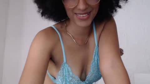 viiolettaaa online show from 07/01/26, 10:31