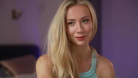 vika54784 online show from 10/24/25, 04:20