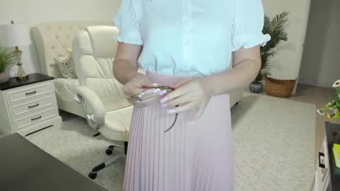 Ukrainian-woman online show from 03/27/26, 11:43