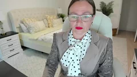 Ukrainian-woman online show from 06/03/26, 11:02