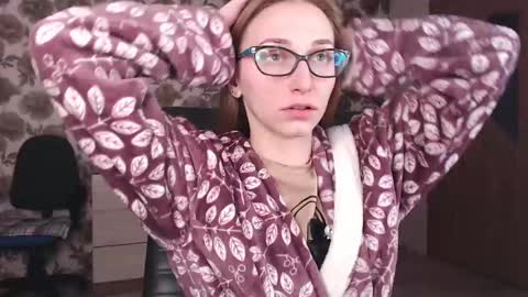 Snapshot of vikaericka chatting on 02/03/25, 06:02 Vika online show from 02/03/25, 06:02