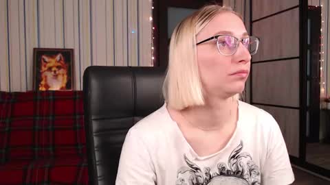 Vika online show from 02/14/26, 10:34