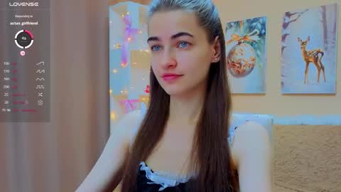 Snapshot of vikiberry chatting on 12/19/25, 05:25 vikiberry online show from 12/19/25, 05:25