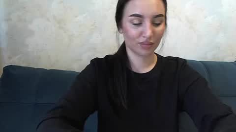 vikipop online show from 02/19/25, 08:33