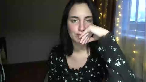 vikipop online show from 02/25/26, 12:04