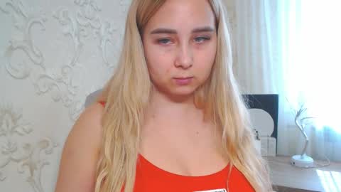 Snapshot of vikiwaitingforyou chatting on 04/05/26, 11:07 Vitoria online show from 04/05/26, 11:07