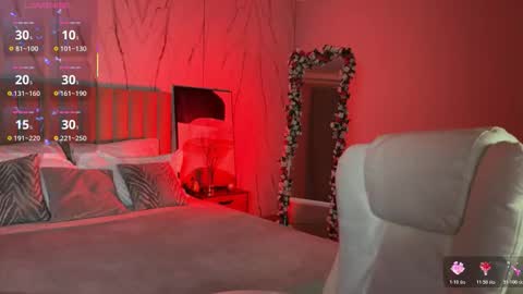 Vikky online show from 12/19/25, 01:12