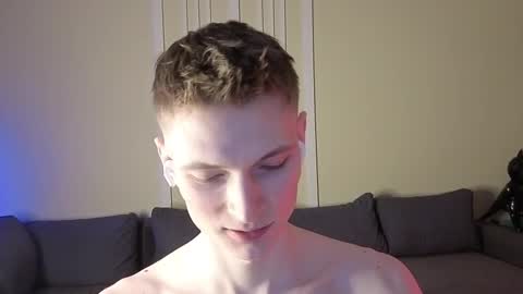 Max online show from 02/06/26, 02:42