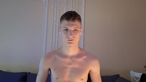 Snapshot of viksons chatting on 07/08/26, 03:27 Max online show from 07/08/26, 03:27