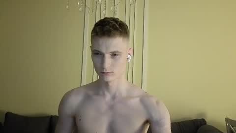 Snapshot of viksons chatting on 07/19/26, 05:49 Max online show from 07/19/26, 05:49