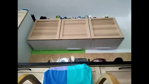 Victor online show from 10/11/25, 02:04