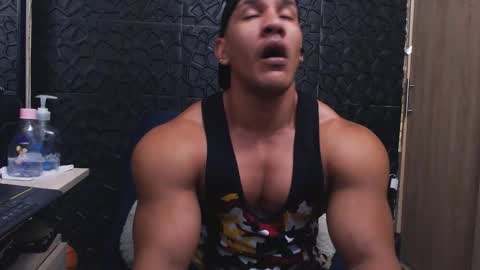 Viktor Herrera online show from 11/04/25, 10:47