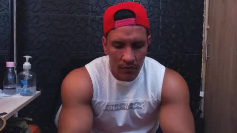 Viktor Herrera online show from 11/11/25, 07:58