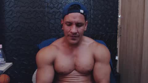 Viktor Herrera online show from 12/13/25, 07:53