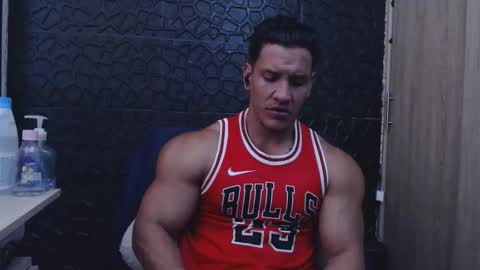 Viktor Herrera online show from 01/16/26, 01:37