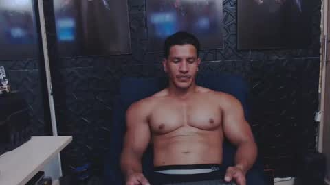 Snapshot of viktorherrera chatting on 05/02/26, 08:58 Viktor Herrera online show from 05/02/26, 08:58