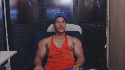 Snapshot of viktorherrera chatting on 05/14/26, 08:59 Viktor Herrera online show from 05/14/26, 08:59