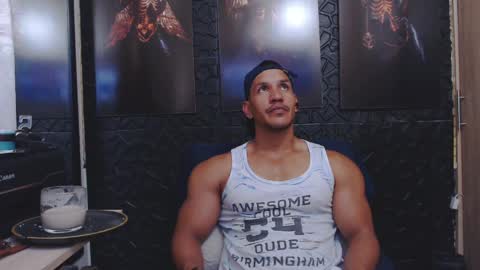 Snapshot of viktorherrera chatting on 05/26/26, 02:46 Viktor Herrera online show from 05/26/26, 02:46