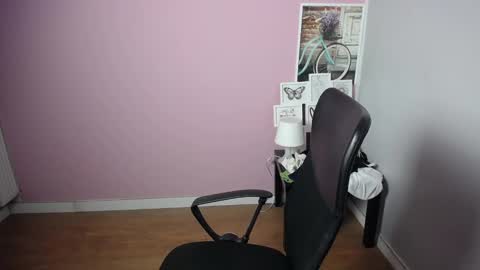 viktoria_lovely online show from 12/23/24, 08:22