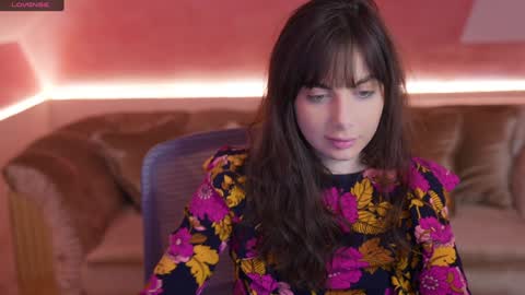 Snapshot of viktoria_storm chatting on 12/04/24, 11:46 Alisa online show from 12/04/24, 11:46