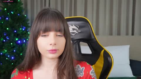 Snapshot of viktoria_storm chatting on 12/08/24, 04:28 Alisa online show from 12/08/24, 04:28