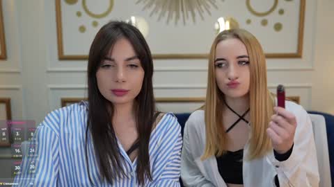 Snapshot of viktoria_storm chatting on 01/19/25, 10:49 Alisa online show from 01/19/25, 10:49