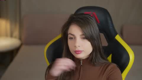 Snapshot of viktoria_storm chatting on 09/20/25, 07:26 Alisa online show from 09/20/25, 07:26