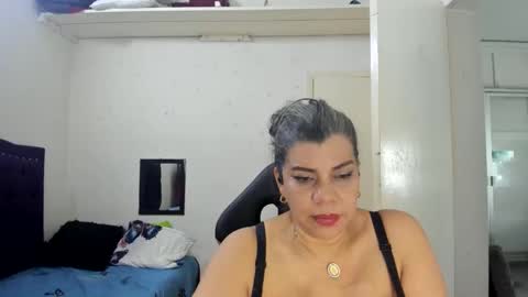 VIKY ADAMS online show from 01/18/26, 11:03