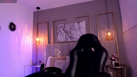 Victoria online show from 03/27/26, 11:04