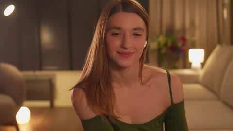 Lana online show from 11/06/25, 11:55