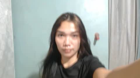 Snapshot of vinazane chatting on 06/08/26, 10:04 vinazane online show from 06/08/26, 10:04