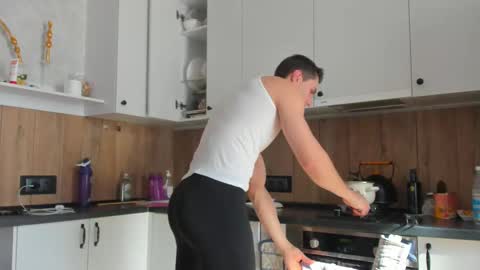 Vincent.  uncut 18cm online show from 02/16/25, 10:21