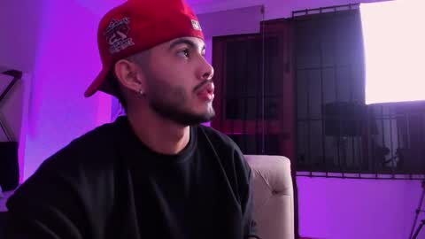 Vincent online show from 12/02/25, 03:23