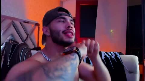 Vincent online show from 05/13/26, 06:33