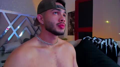Snapshot of vincentblack_ chatting on 06/19/26, 03:00 Vincent online show from 06/19/26, 03:00