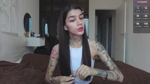 vinkitinkii online show from 10/15/25, 06:57